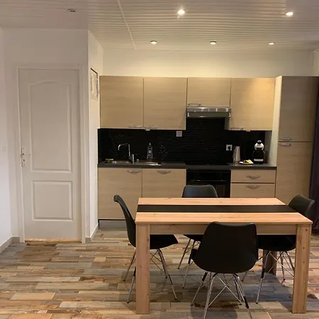 Paradise Port Climatise Apartment *